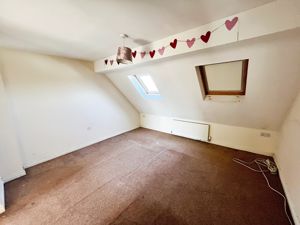 Bedroom- click for photo gallery